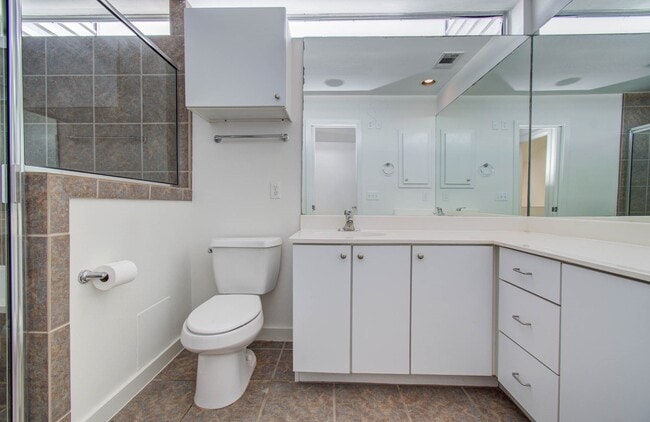 Building Photo - 3210 Yellowstone Park Dr