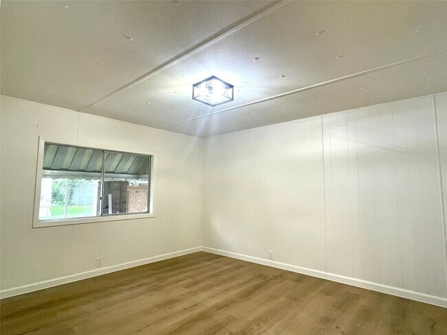 Building Photo - 9610 Carlow Ln