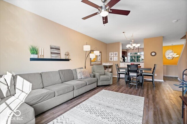 Building Photo - 11910 Riley Dr