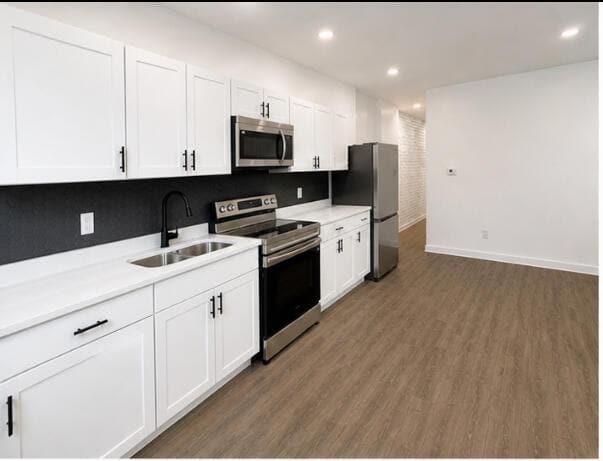 Building Photo - 411 St Clair Ave
