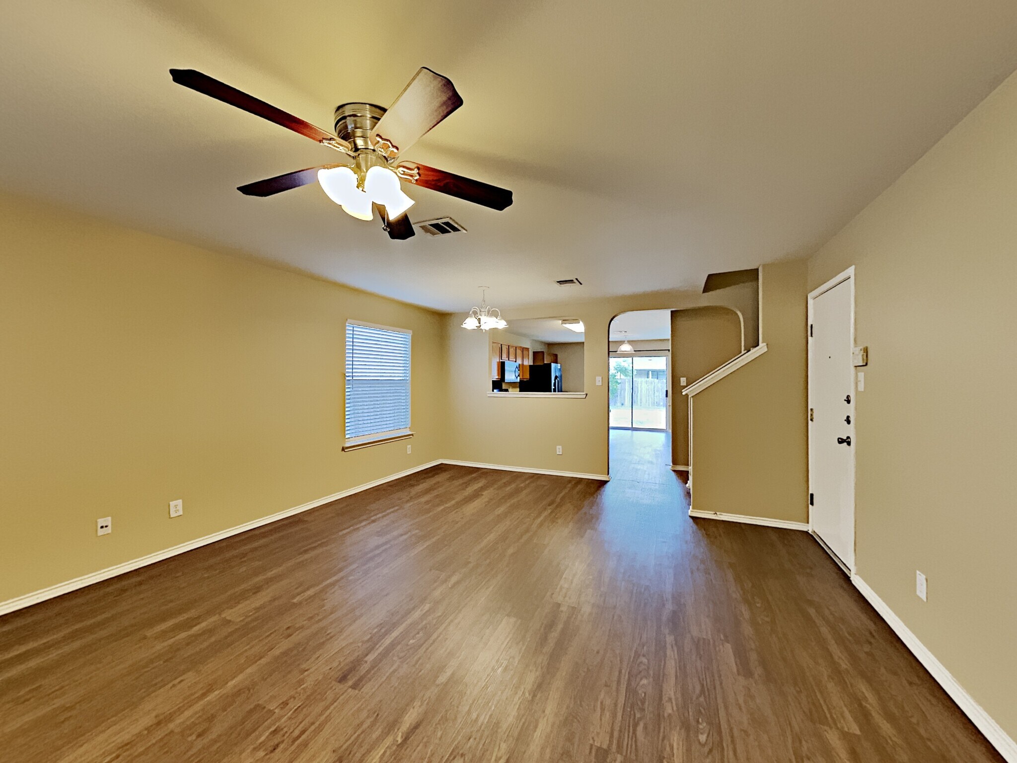 Building Photo - 6907 Macaway Crk