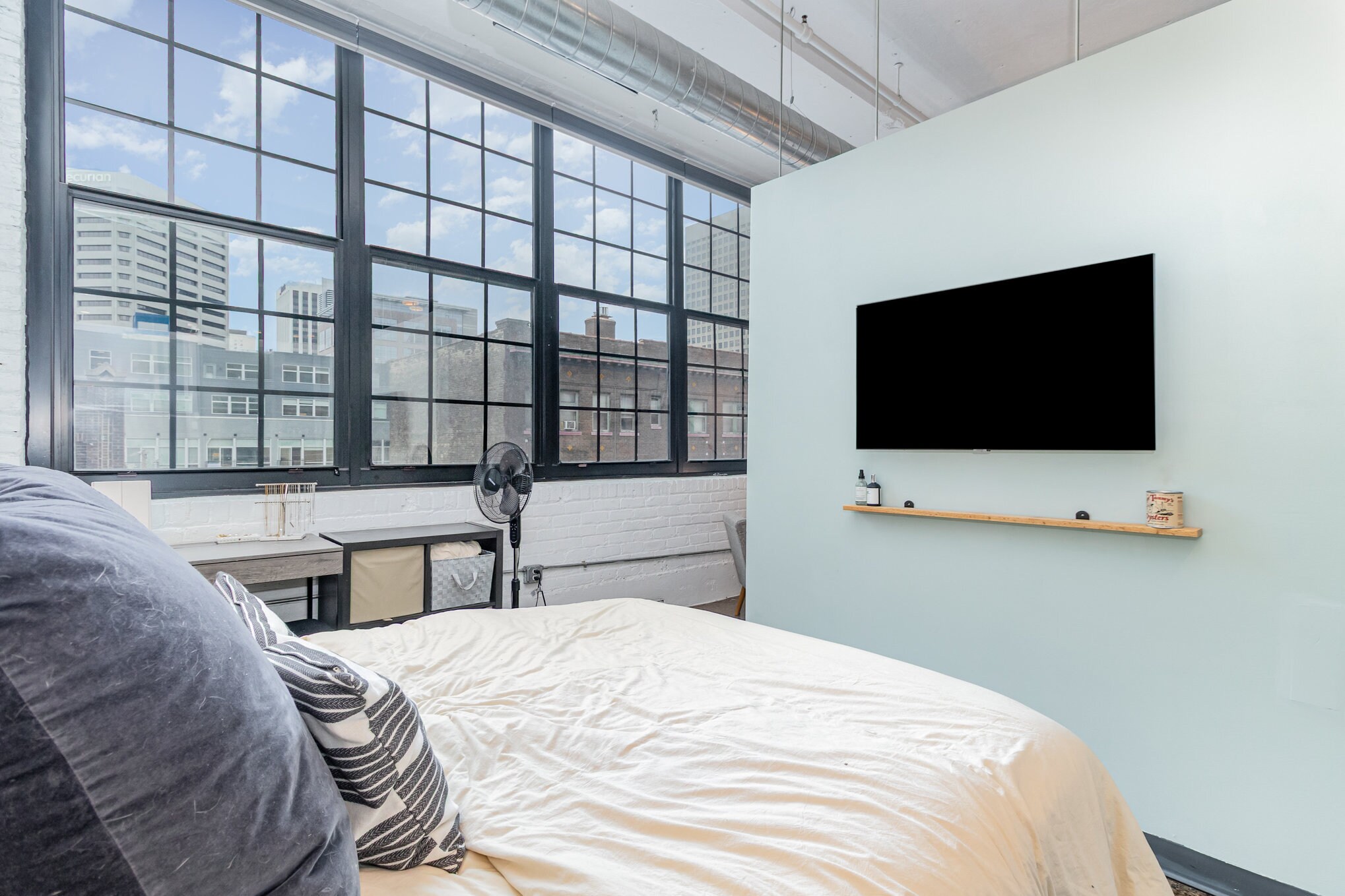 Building Photo - 500 Robert St N