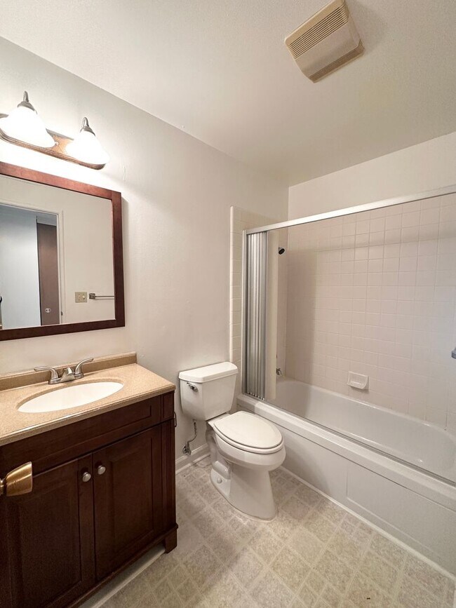 Building Photo - 3 Bed 2 Bath Home in Cupertino! Great Location and Schools!