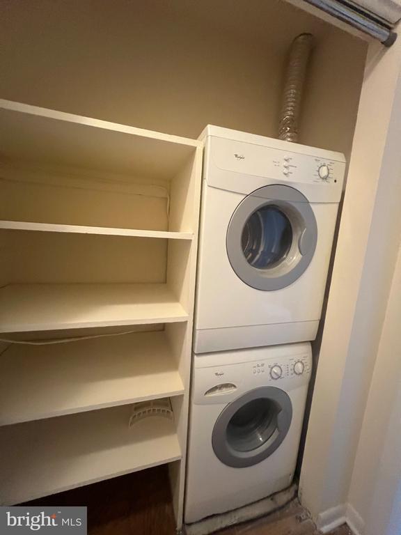 Building Photo - 125 Talbott St