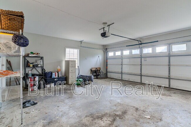 Building Photo - 6878 Kingham Cove