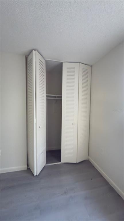 Building Photo - 1926 Honour Rd