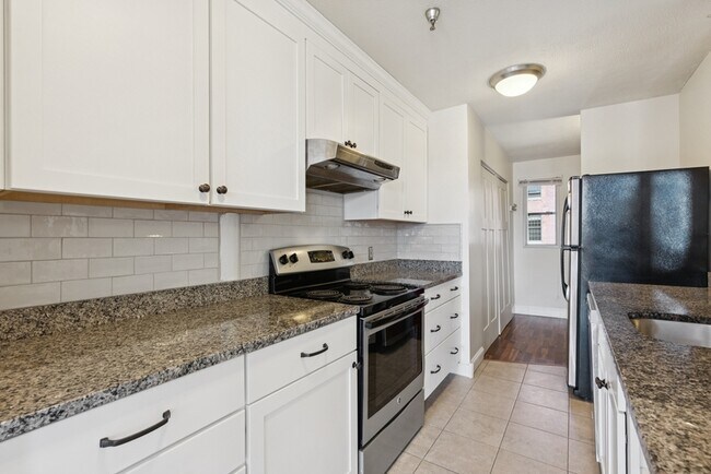 Building Photo - 1 Saco Island Terrace