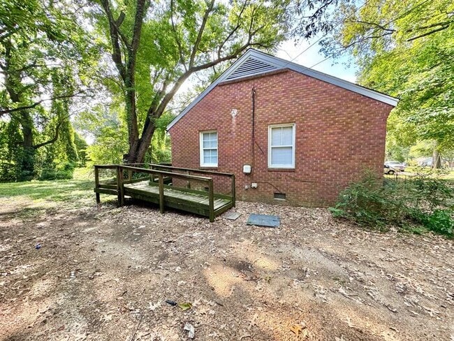 Building Photo - 3542 Millington Rd