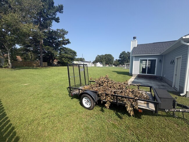 Building Photo - 105 Fodder Dr