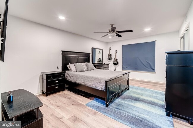 Building Photo - 6012 Westchester Dr