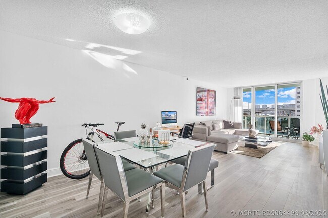 Building Photo - 19380 Collins Ave