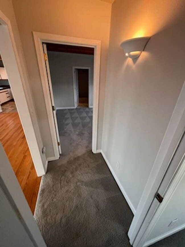 Building Photo - Lovely 2 bedroom home in Steilacoom
