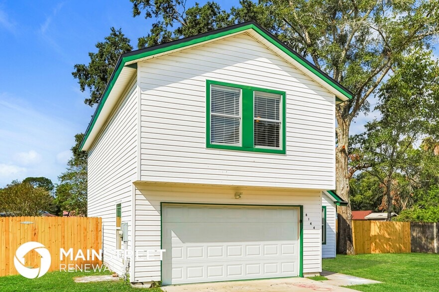 Building Photo - 8144 Colonnade Ct W