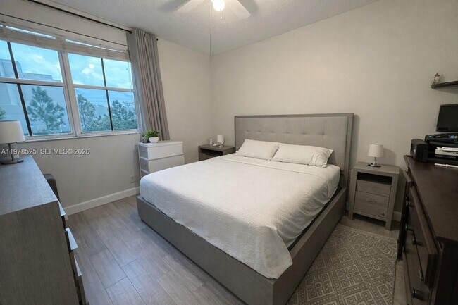 Building Photo - 10557 SW 6th St