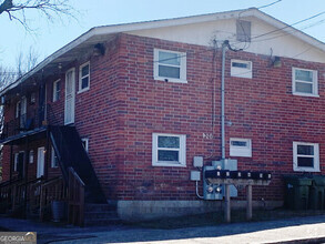 Building Photo - 420 Rawson St SW