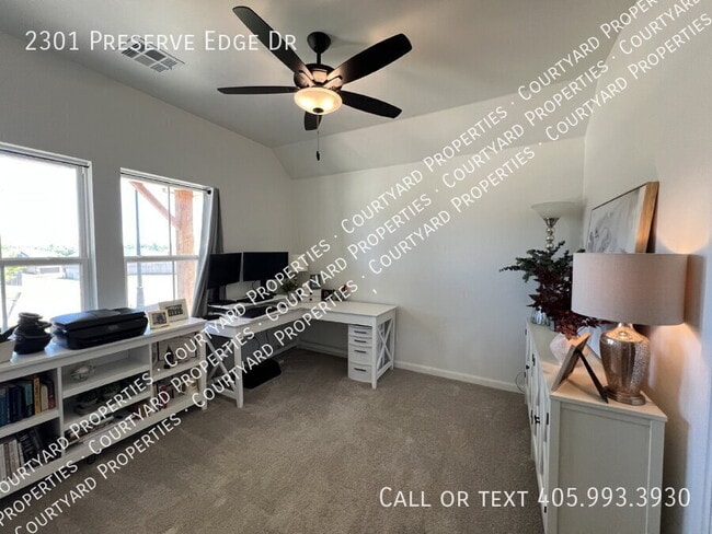 Building Photo - 2301 Preserve Edge Dr
