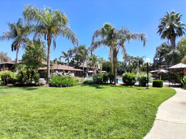 Building Photo - MOVE-IN SPECIAL: HALF OFF THE 1ST MONTH'S RENT – Beautifully Updated 2 Bedroom, 1 Bathroom Condo!
