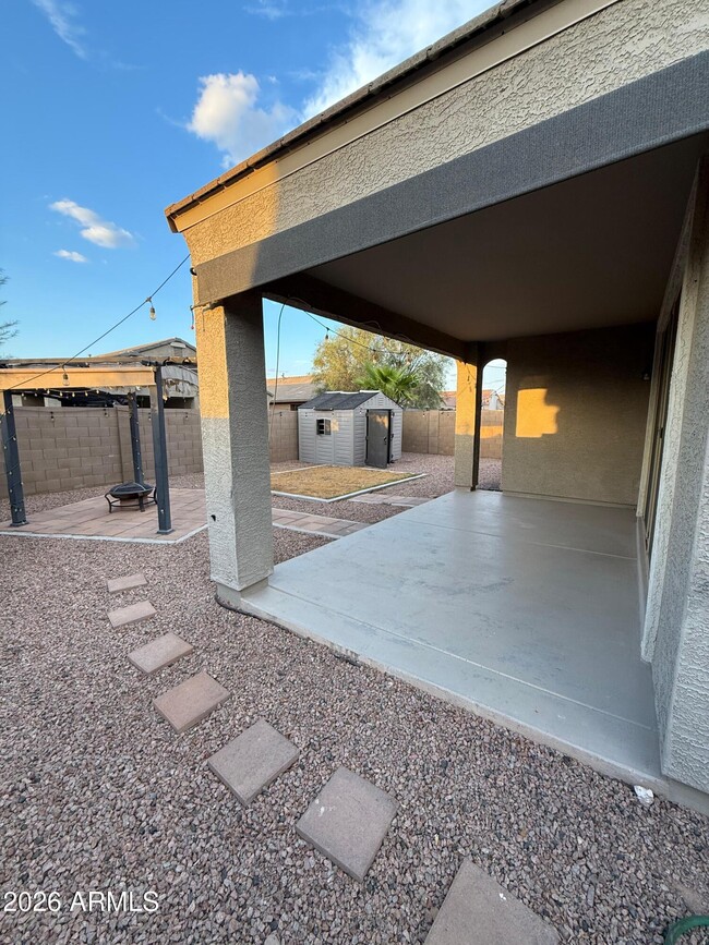 Building Photo - 41326 W Jenna Ln