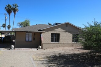 Building Photo - 1722 W Osborn Rd