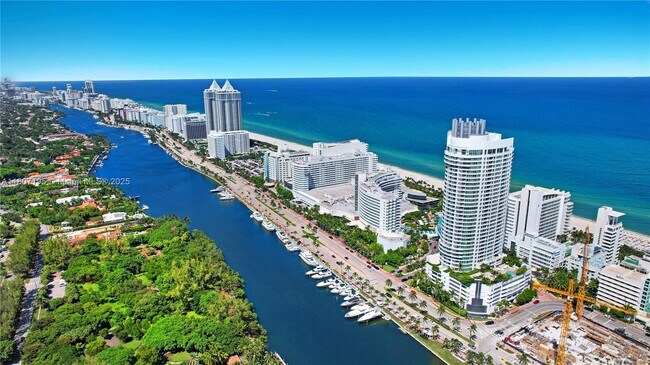 Building Photo - 4401 Collins Ave