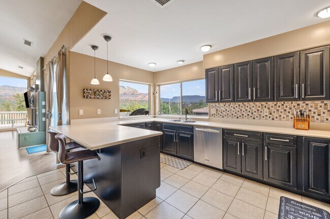 Building Photo - Furnished, 1-Year Long-Term Rental