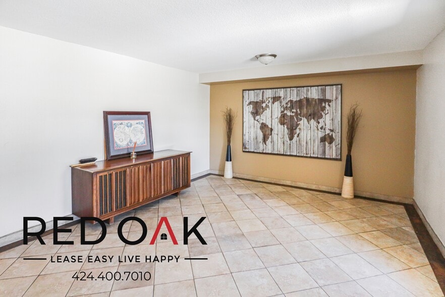 Building Photo - 4451 Vista Del Monte Ave