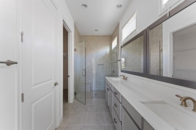 Building Photo - 9732 Bucklow Hill Dr