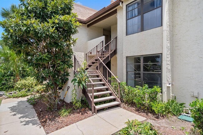 Building Photo - 2571 Cyprus Dr