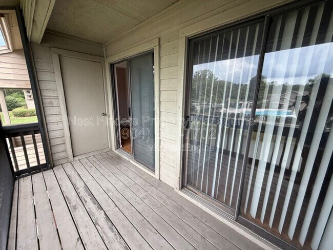 Building Photo - 10200 Belle Rive Blvd