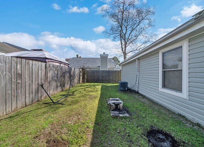 Building Photo - 1852 Heartland Dr