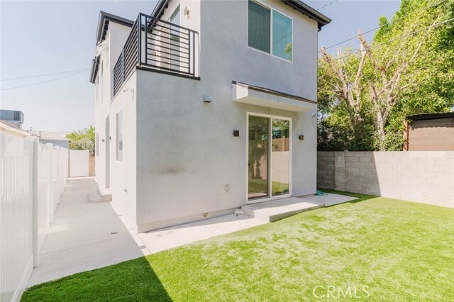 Building Photo - 8107 Lemona Ave