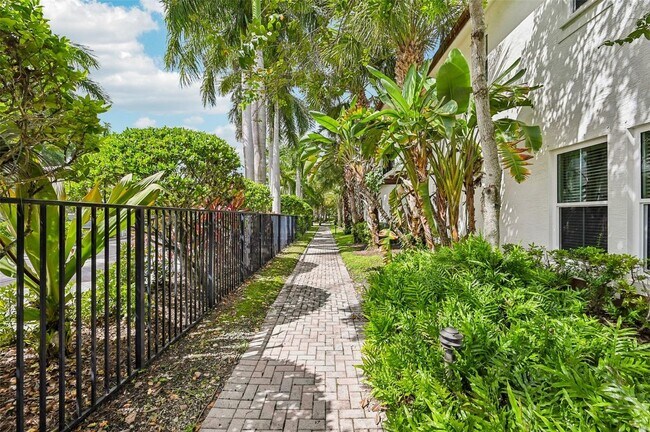 Building Photo - 4714 Monarch Way