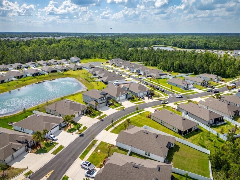 Building Photo - 2941 Oak Stream Dr
