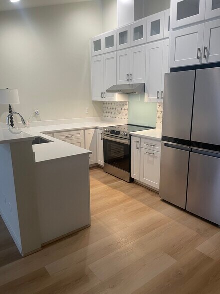 Kitchen - 716 N. State St.