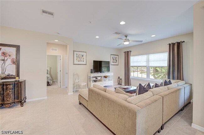 Building Photo - 8540 Violeta St