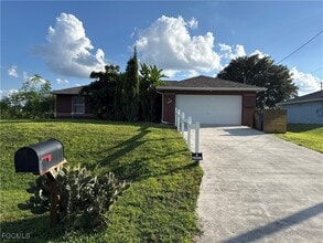 Building Photo - 2613 39th St SW