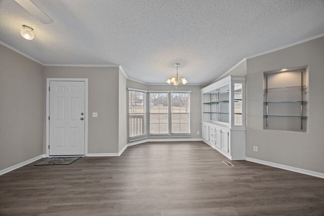 Building Photo - Charming 4-Bedroom Home on Spacious 2.64-Acre Lot in Graham, NC