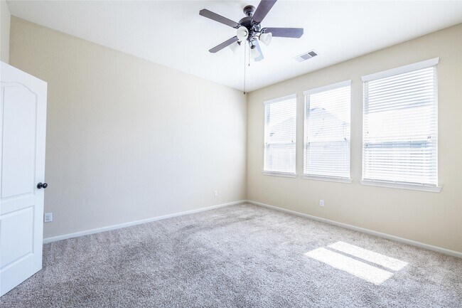 Building Photo - 24939 Blue Mountain Park Ln