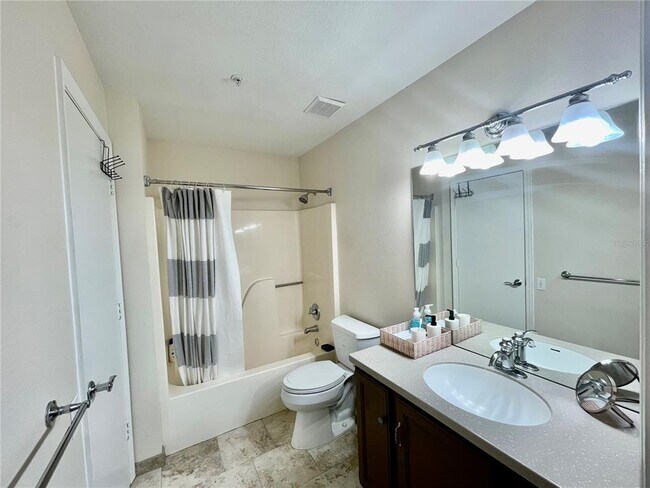 Building Photo - 2960 Cottage Grove Ct