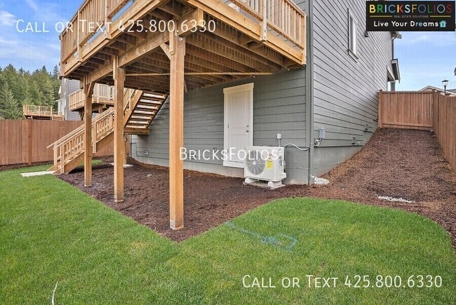 Building Photo - 1209 SW Pendleton Way