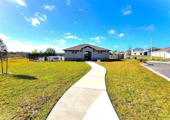 Building Photo - 680 Reggie Rd