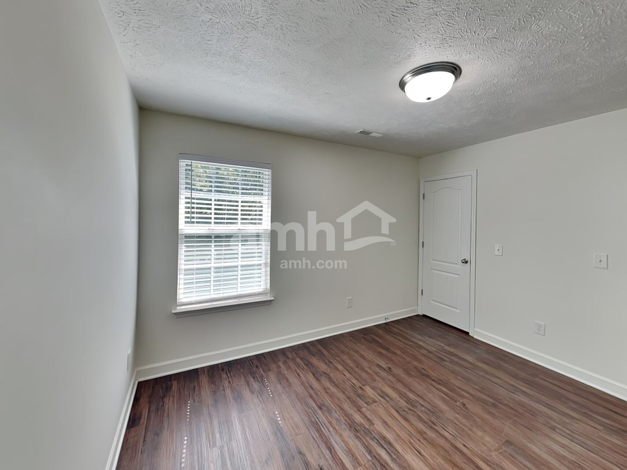 Building Photo - 645 Smoky Mountains Dr