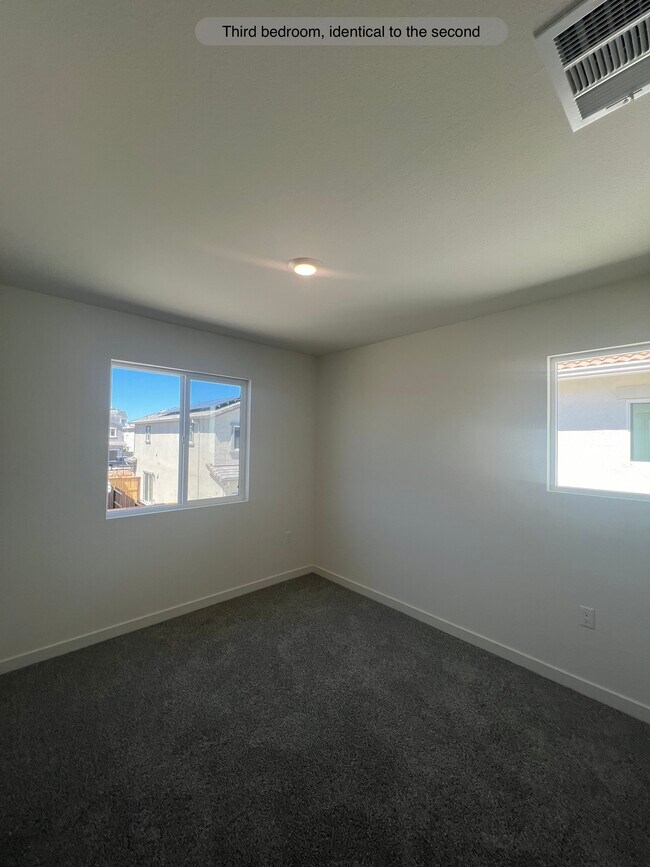 Building Photo - 5632 Molino Cir