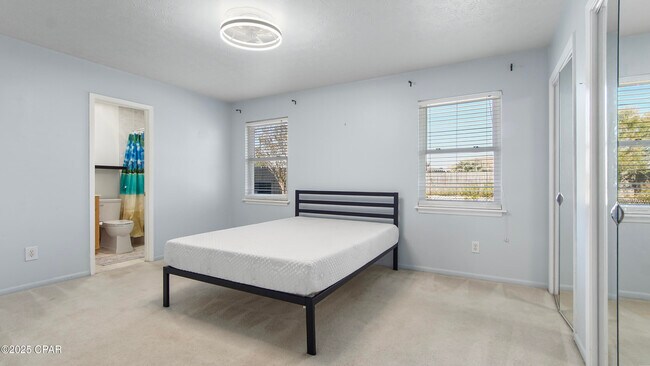 Building Photo - 6217 Wallace Rd