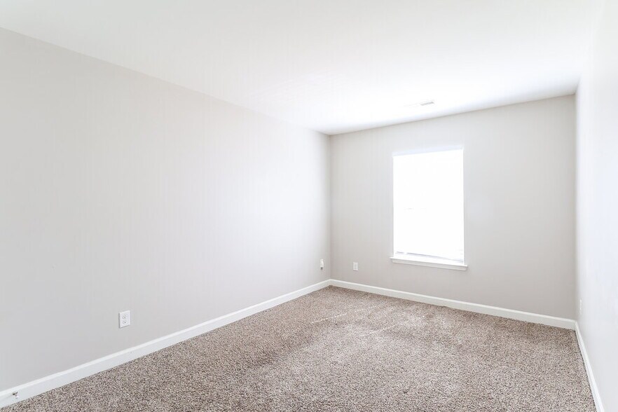 Building Photo - 11703 Sweetbriar Ridge Dr