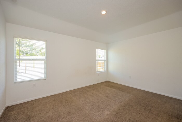 Building Photo - 4411 Meadowland Pl