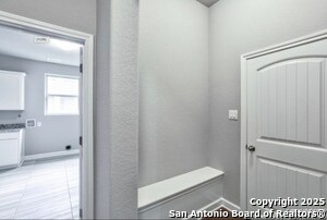 Building Photo - 622 Singing Creek