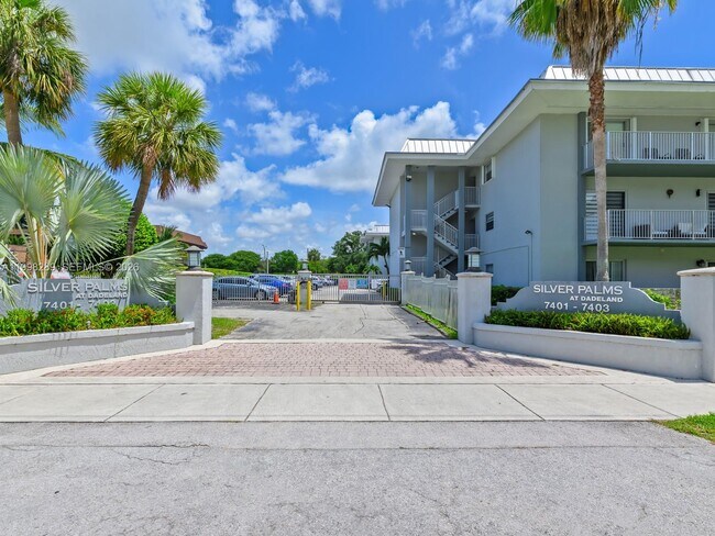 Building Photo - 7403 SW 82nd St