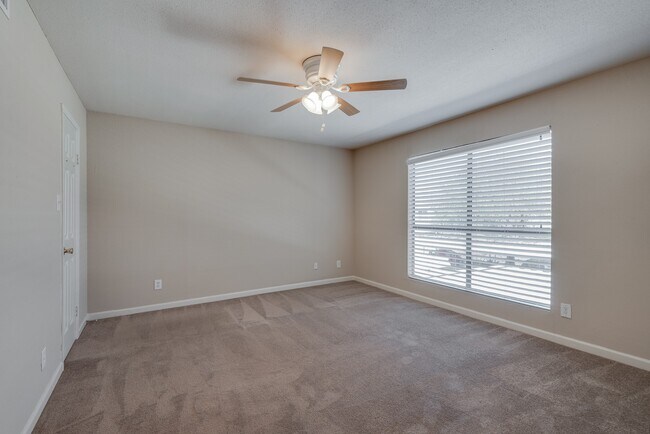 Building Photo - 14777 Wunderlich Dr