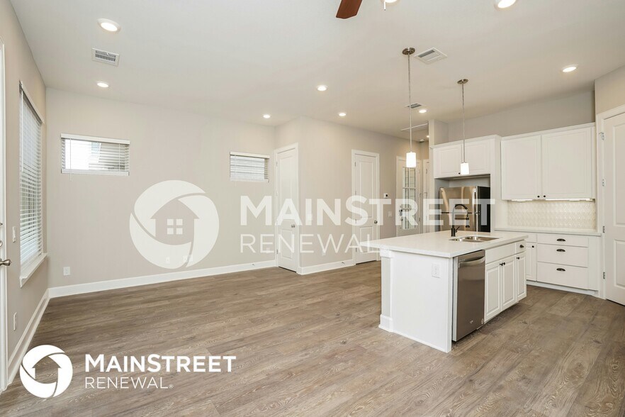 Building Photo - 5117 Royal Heath Dr